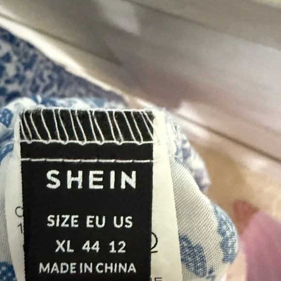 Elegant Navy Blue Women's Dress - Picture 12 of 14